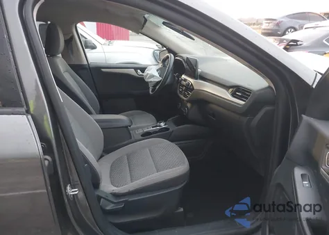 2020 Ford Escape Se z USA, uszkodzony, nr VIN 1FMCU0G65LUC77246